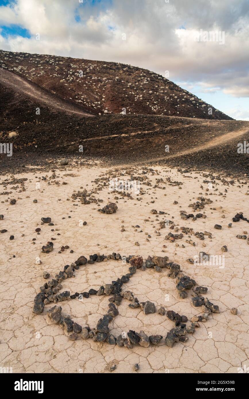 Amboy crater national natural landmark hi-res stock photography and ...