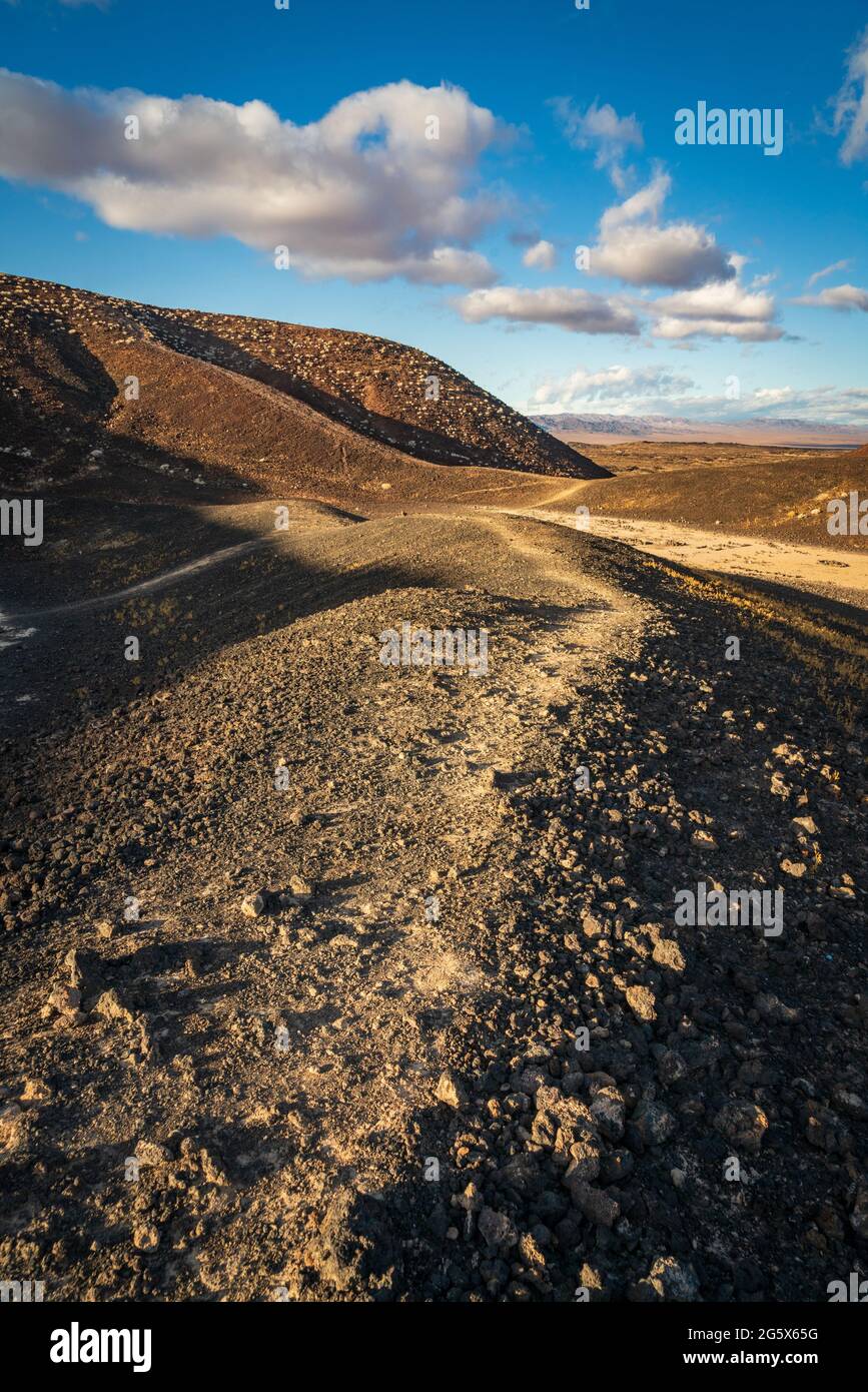 Amboy crater national natural landmark hi-res stock photography and ...