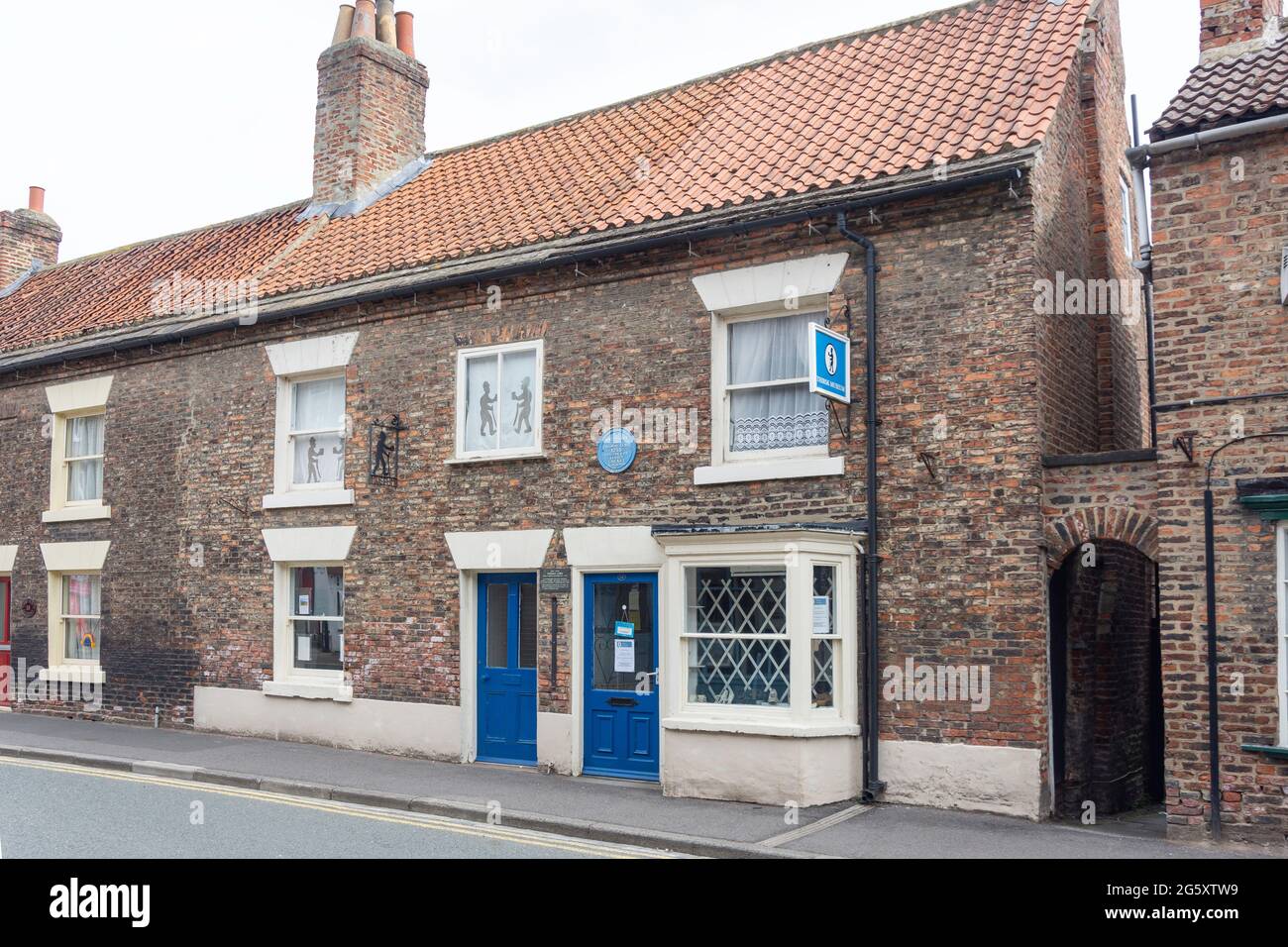 Yorkshire Heritage Museum Hi res Stock Photography And Images Alamy yorkshire-heritage-museum-hi-res-stock-photography-and-images-alamy
