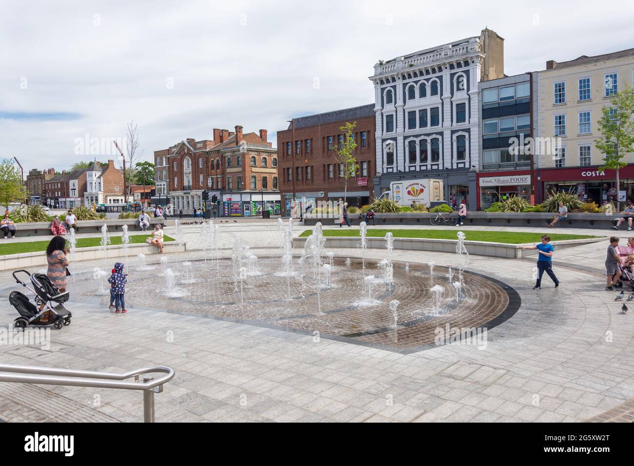Water feature, High Street, Stockton-on-Tees, County Durham, England, United Kingdom Stock Photo