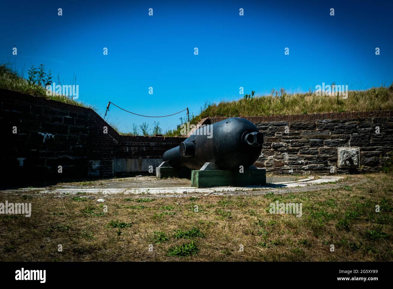 9-inch RML Gun Emplacements, in fort charlotte Stock Photo