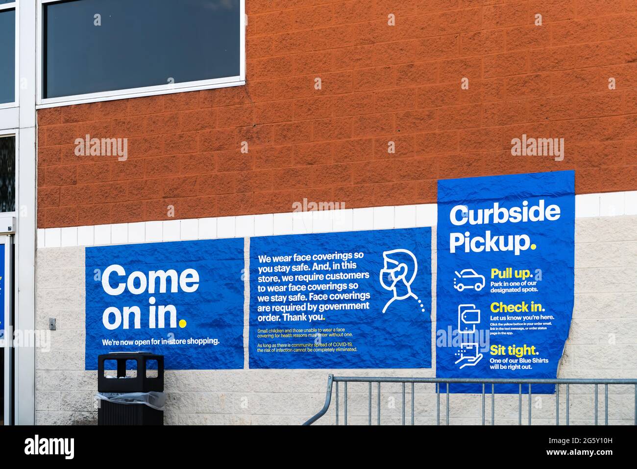 Best buy electronics store hires stock photography and images Alamy