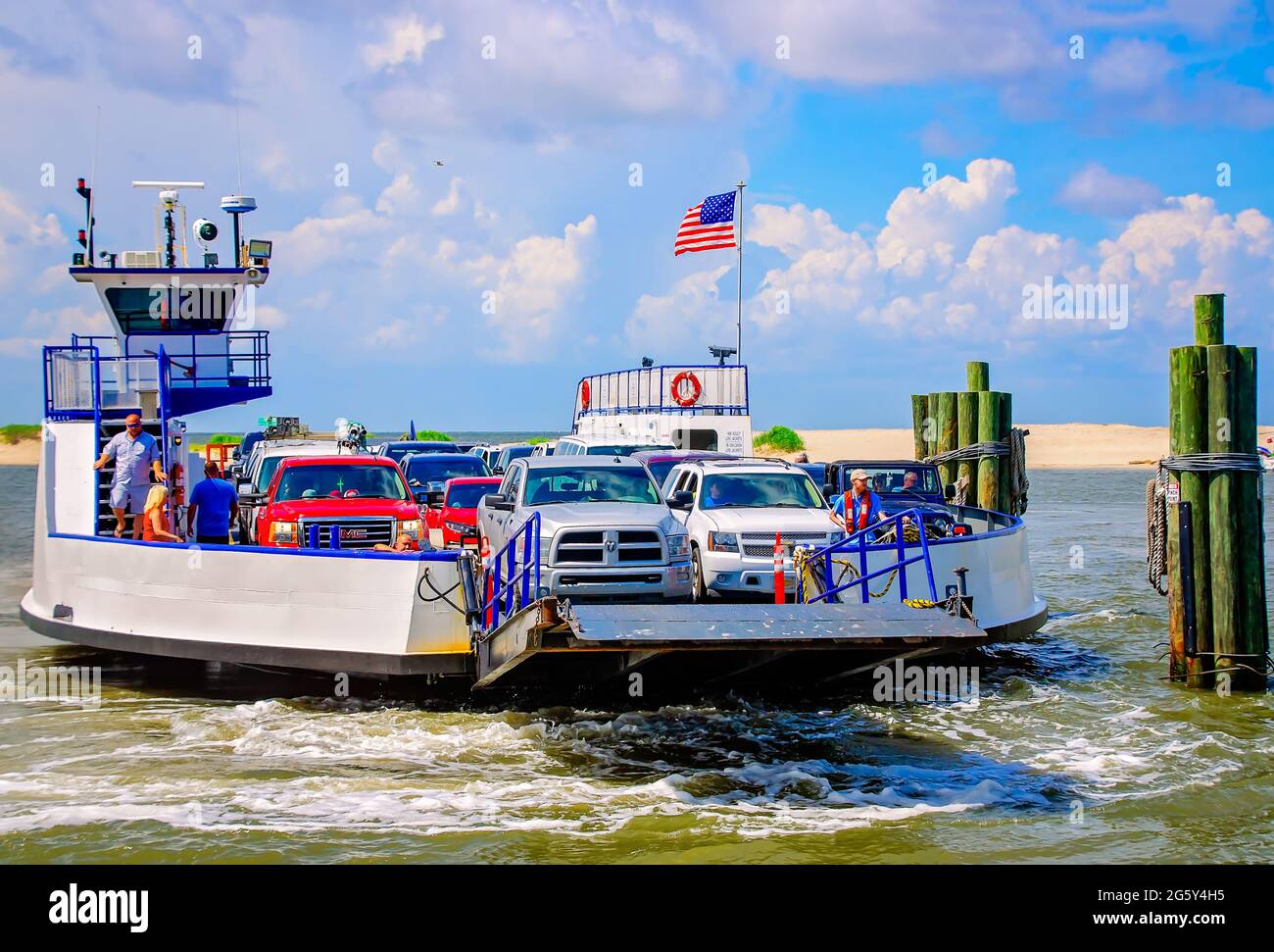 Ferry dauphin island mobile bay hires stock photography and images Alamy