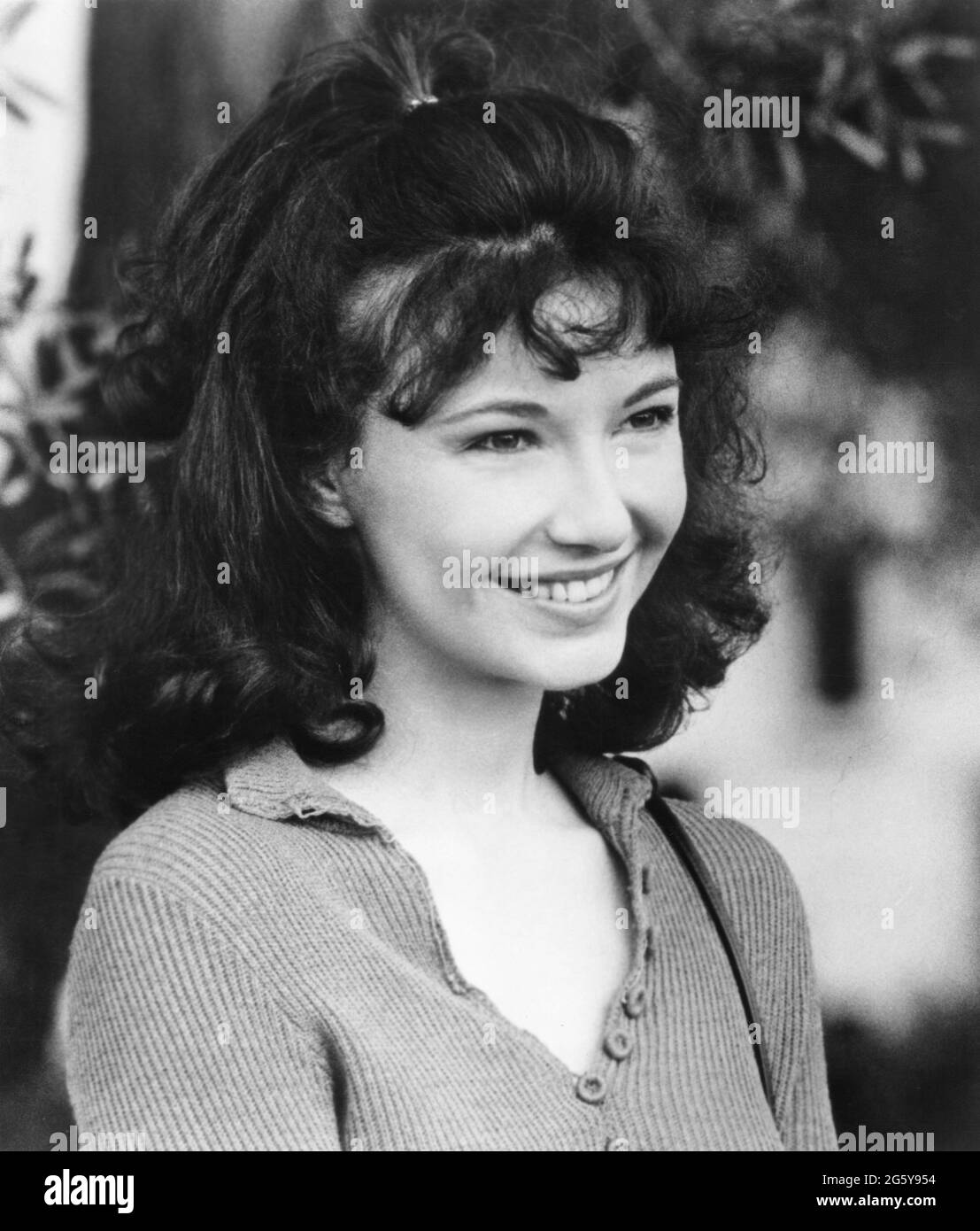 Mary Steenburgen, Head and Shoulders Publicity Portrait, on-set of the ...