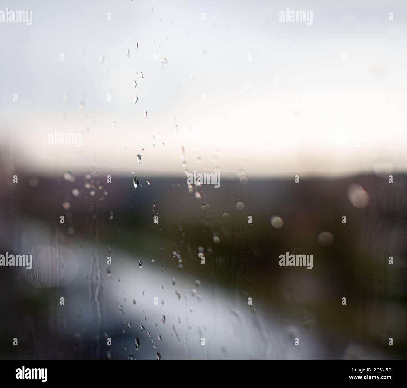 Rainy day window hi-res stock photography and images - Alamy