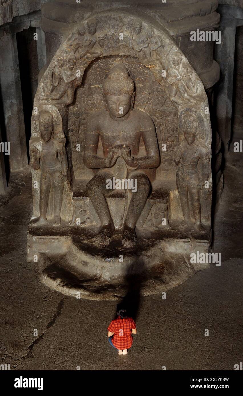 Praying Buddha In Rock Cave Figurine 