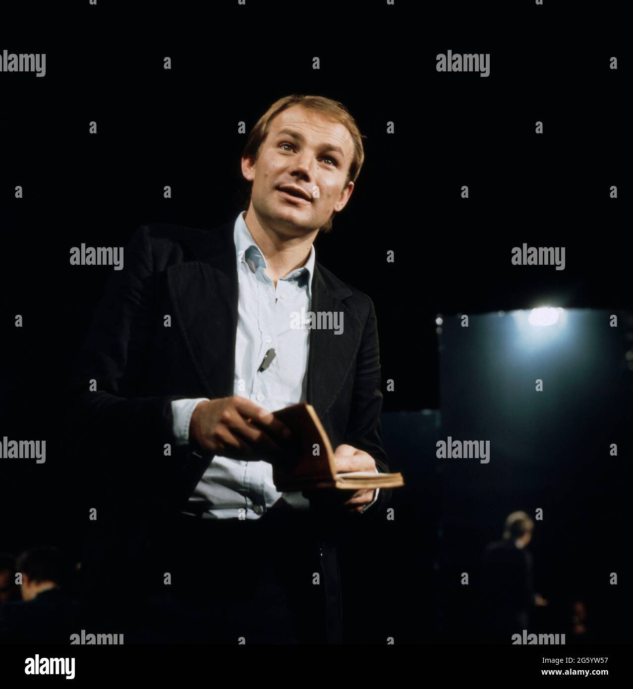 Klaus Maria Brandauer, österreichischer Schauspieler, Filmschauspieler ...