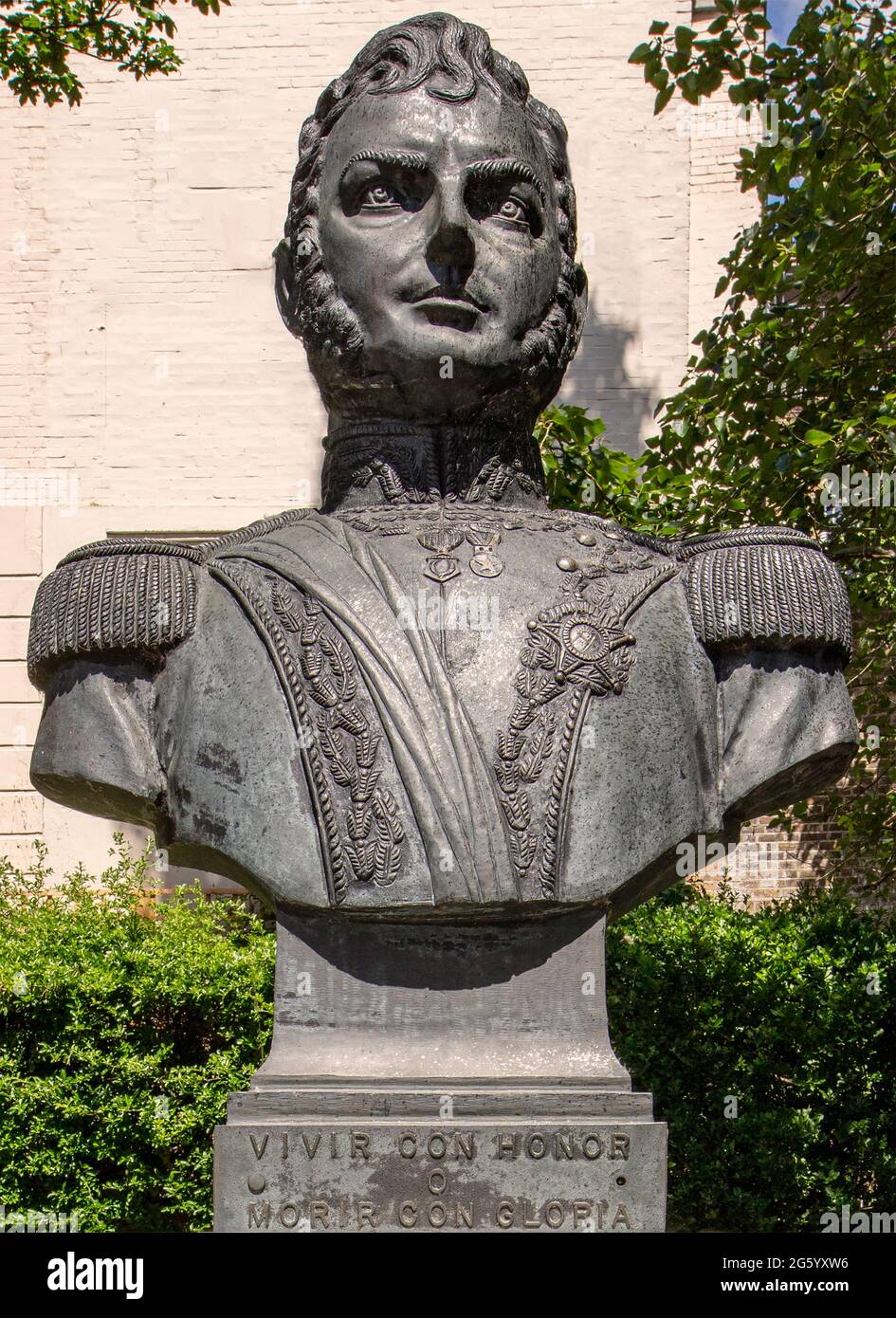 Bust of Bernardo O'Higgins Riquelme ('Liberator of Chile') (1778-1842) in Richmond, UK; Chilean Independence leader Stock Photo
