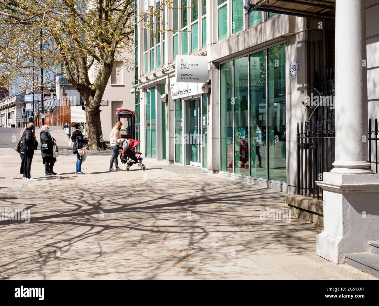 Her majestys passport office uk hires stock photography and images Alamy
