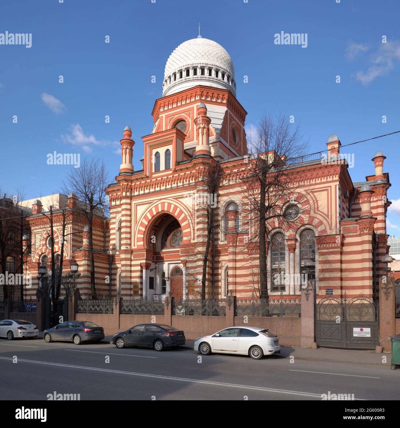 St. Petersburg, Russia, 13th April, 2019: Grand Choral Synagugue of Saint-Petersburg in a sunny springtime day. The building was erected in 1883-1893 by design of the architects I. Shaposhnikov and L. Bakhman with the participation of V. Stasov and N. Benois Stock Photo
