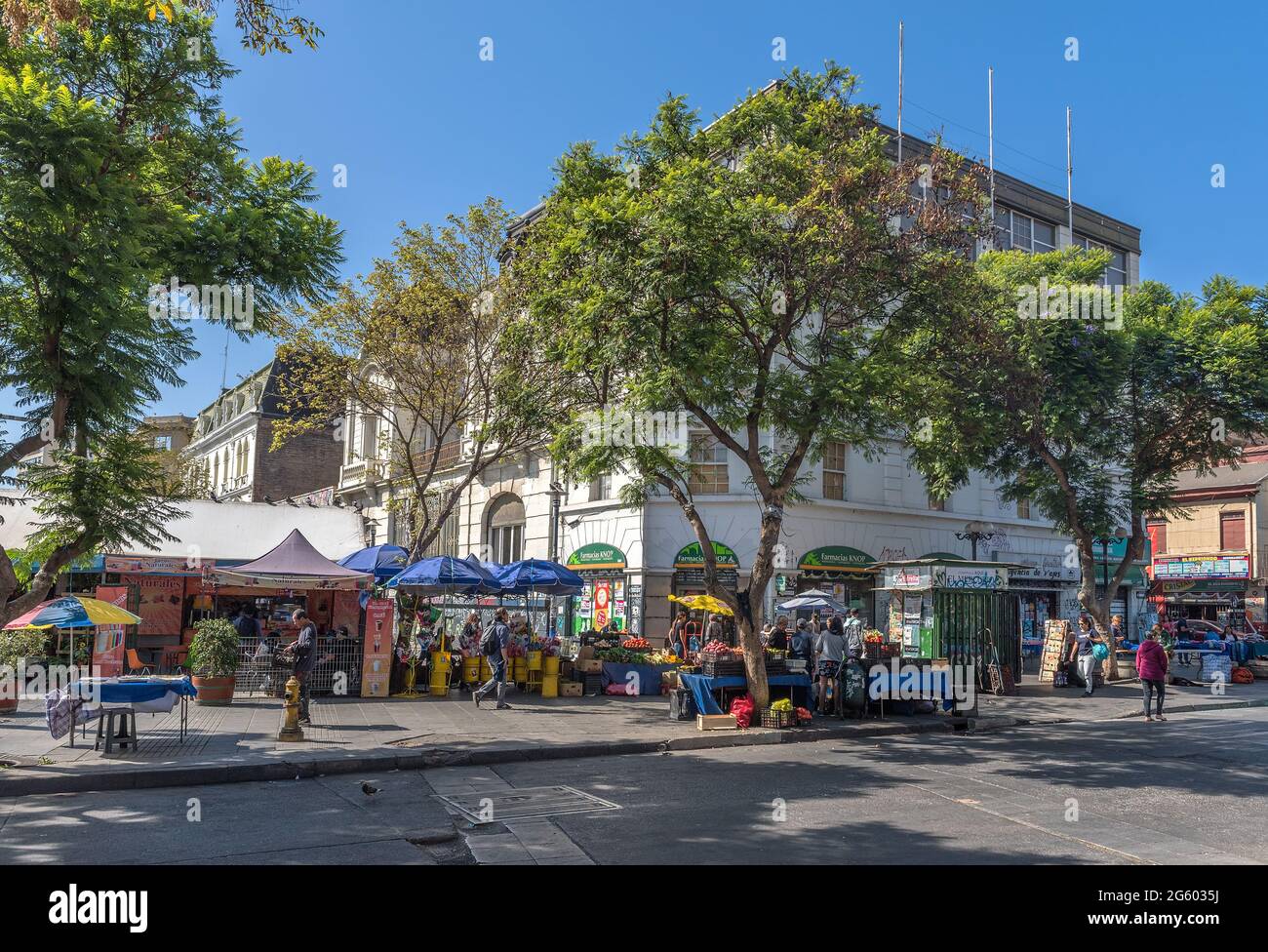street market stands in the old town of Valparaiso, Chile Stock Photo