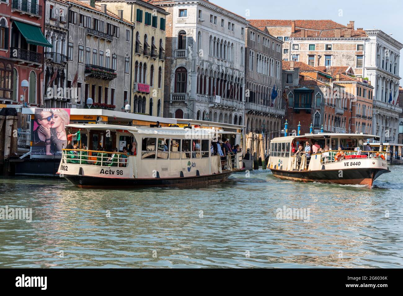 Venetian Public Trasport Hi res Stock Photography And Images Alamy venetian-public-trasport-hi-res-stock-photography-and-images-alamy