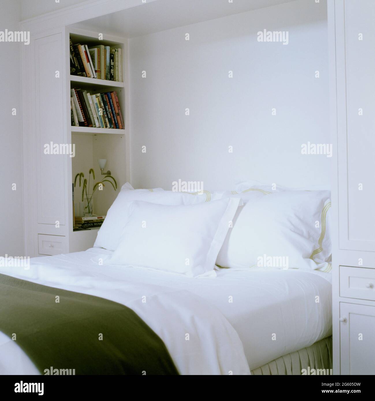 Recessed white and green bed Stock Photo Alamy