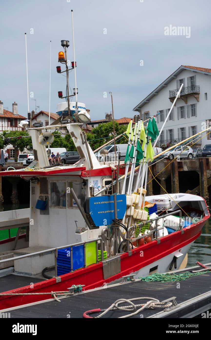 France, Pyrénées-Atlantiques (64), Pays Basque, Saint Jean de Luz, the port and the fishboats Stock Photo