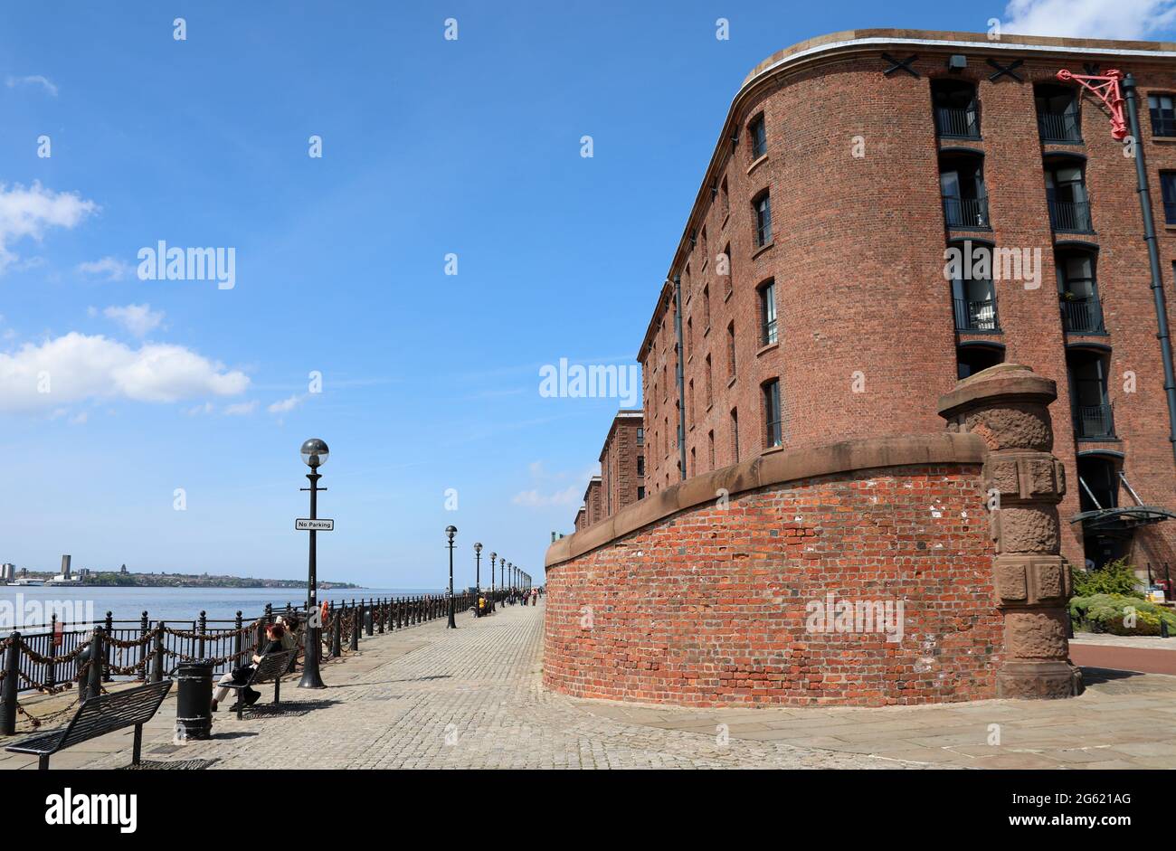 Royal Albert Dock and the waterside path by the River Mersey Stock Photo