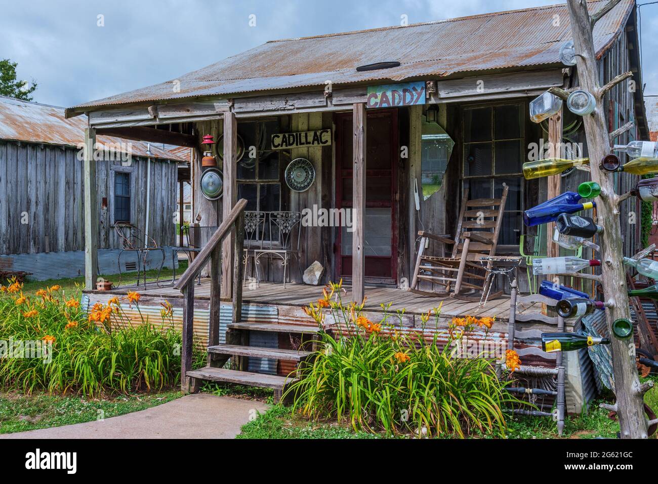 Clarksdale, MS - Quirky hotel lodging at the Shack Up Inn Stock Photo ...