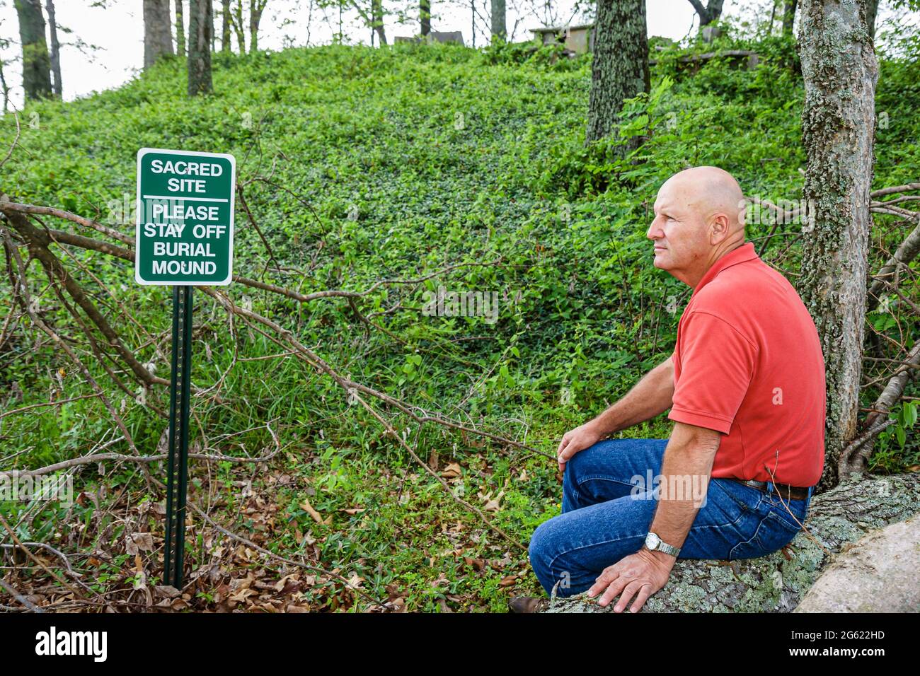 Alabama Oakville Indian Mounds Park Museum Middle Woodland Copena Cherokee,Cherokee author Rickey Butch Walker near sacred site burial mound, Stock Photo