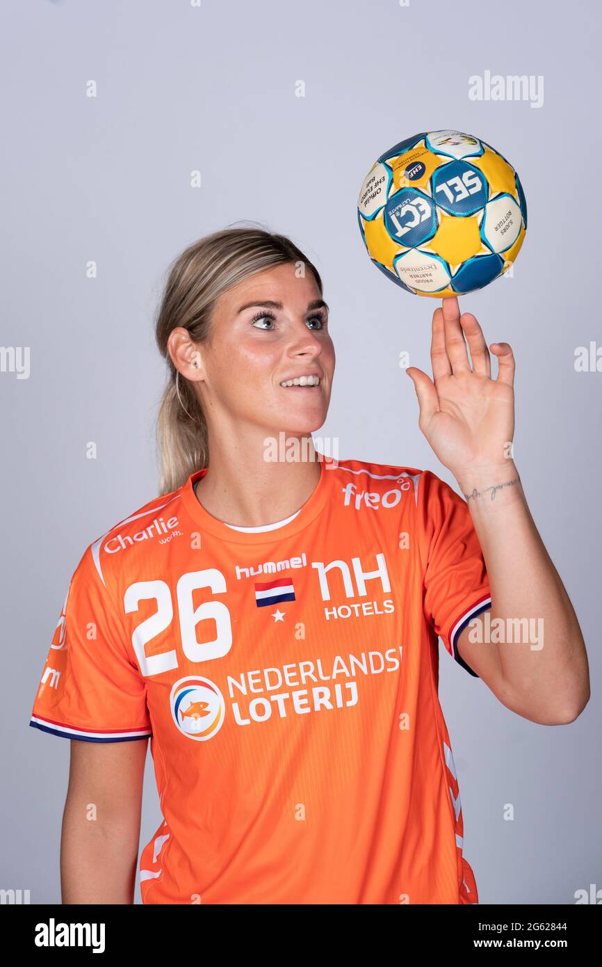 PAPENDAL,  THE NETHERLANDS - JUNE 25: Angela Malestein of The Netherlands during the Dutch Handball Women photoshoot before Olympics 2021 at Sportcenter Papendal on June 25, 2021 in Papendal, The Netherlands (Photo by Henk Seppen/Orange Pictures) Stock Photo