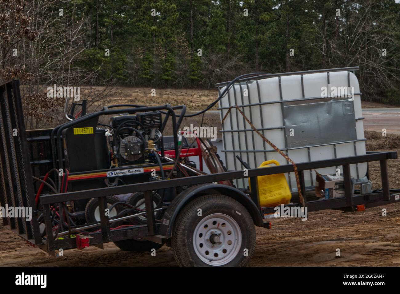 Augusta, Ga USA 03 06 21 A pressure washer rental water tank and