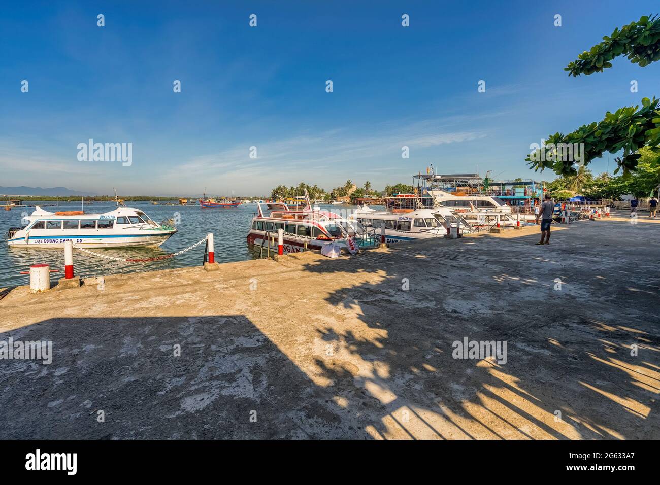 Express port of boats from Hoi An to Cu Lao Cham island near Da Nang and Hoi An, Vietnam Stock Photo