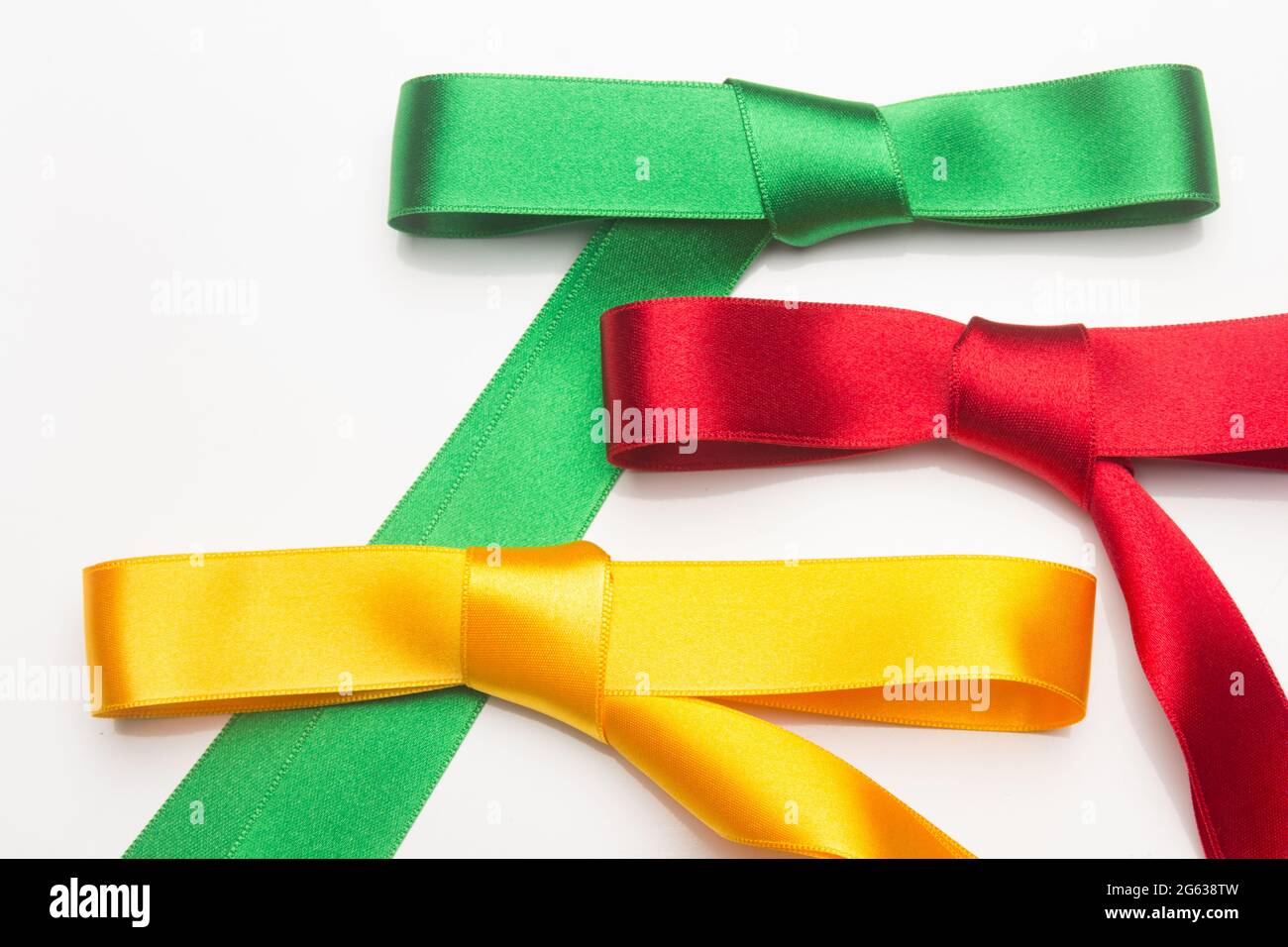 How to decorate gifts for christmas