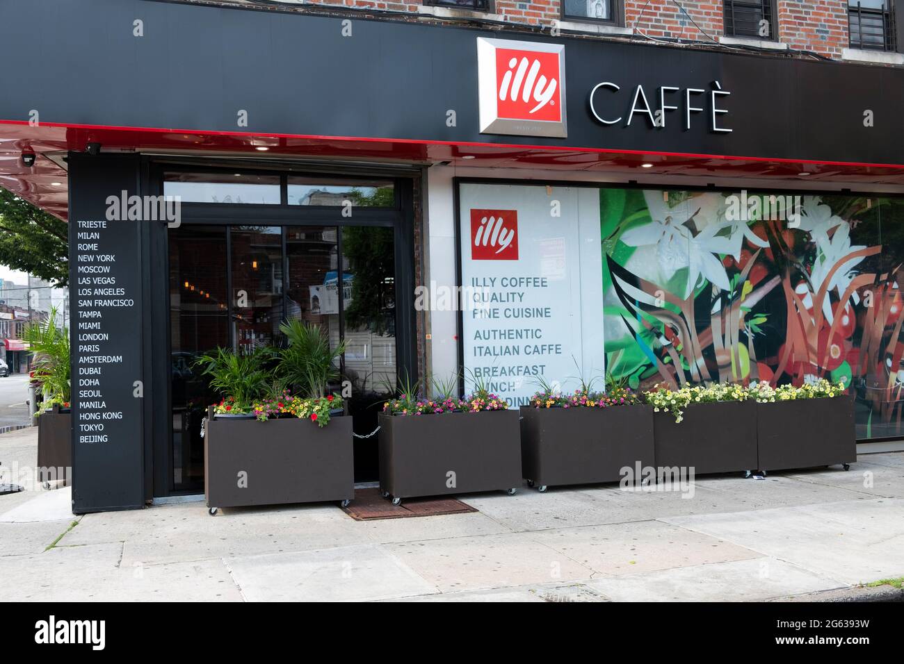 The exterior of and entrance to the Illy Caffe Coney Island store and cafe in Brighton Beach, Brooklyn, New York City. Stock Photo