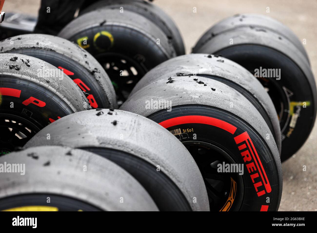 Pirelli tyres used by alpine f1 team hi-res stock photography and ...