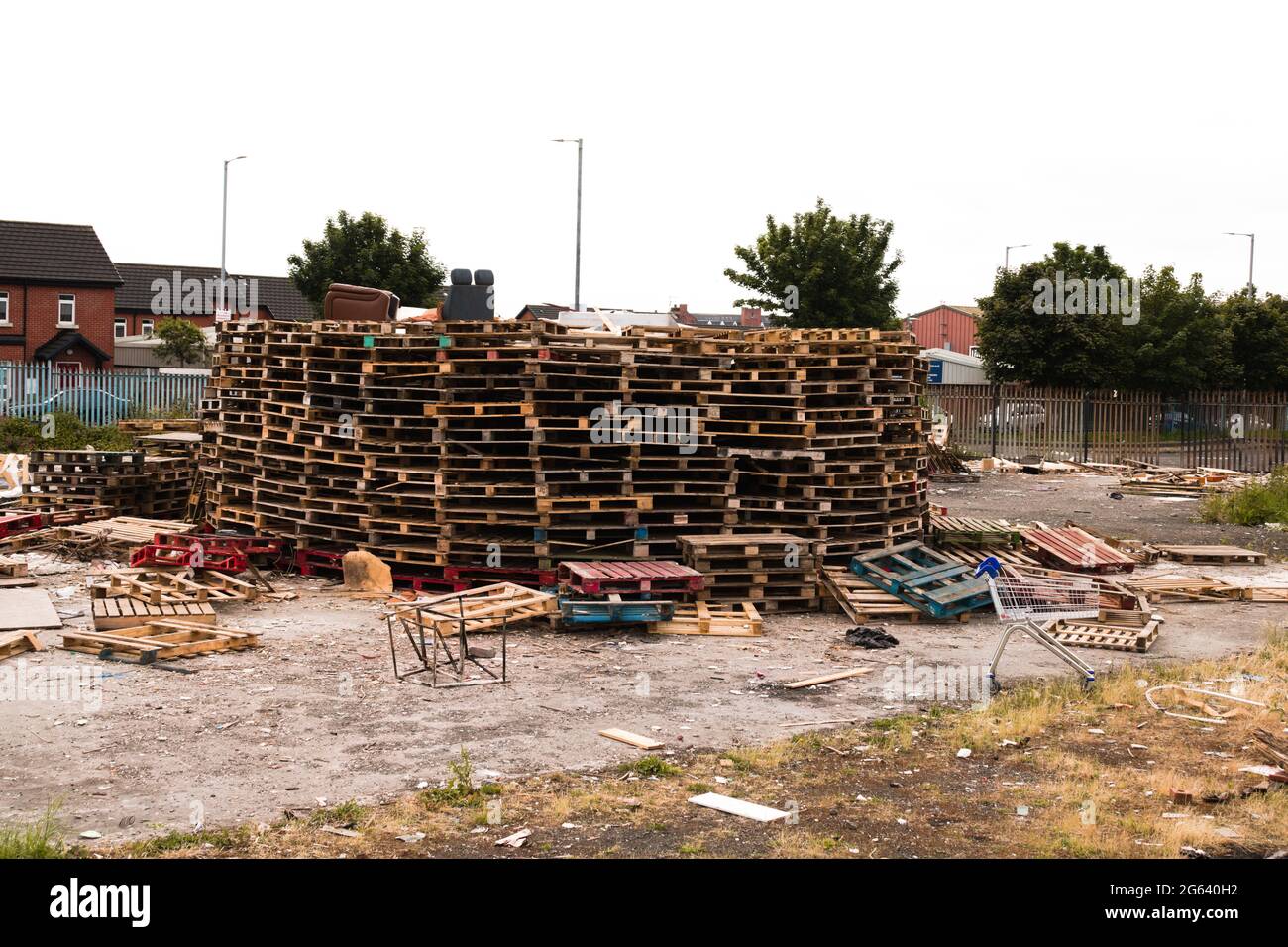 Bonfire on Lanark Way , Belfast, Northern Ireland. Picture date: 1 July 2021 Stock Photo