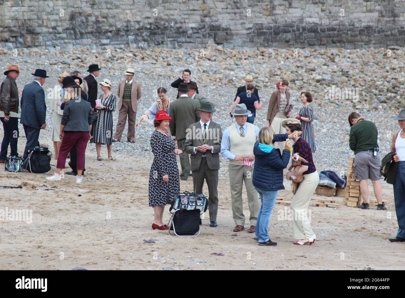 Six minutes to midnight is a British war drama film, parts of the film