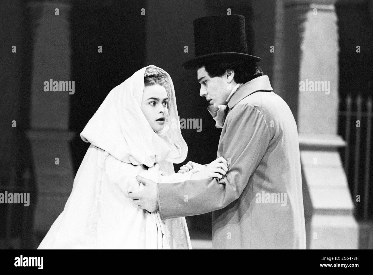 Helena Bonham-Carter (Anne Catherick / Laura Fairlie), Gerard Logan (Walter Hartright) in THE WOMAN IN WHITE by Melissa Murray at the Greenwich Theatre, London SE10  05/12/1988  based on the novel by Wilkie Collins  design: Alexandra Byrne  lighting: Mick Hughes  director: Sue Dunderdale Stock Photo