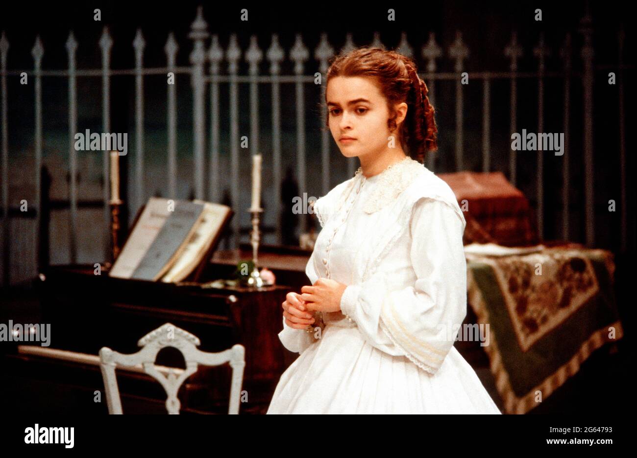 Helena Bonham-Carter (Anne Catherick / Laura Fairlie) in THE WOMAN IN WHITE by Melissa Murray at the Greenwich Theatre, London SE10  05/12/1988  based on the novel by Wilkie Collins  design: Alexandra Byrne  lighting: Mick Hughes  director: Sue Dunderdale Stock Photo