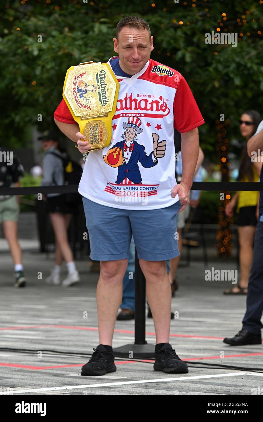 World record holder with 75 hot dogs eaten in 10 minutes, Joey Chestnut