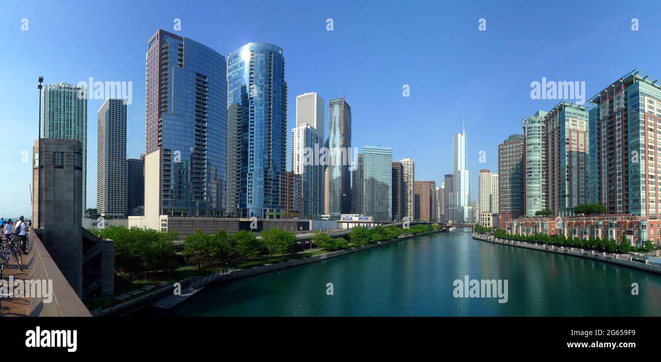 Chicago River Panorama, Illinois, United States, Chicago City, Chicago River, Bridge, Middle West, Architecture Capital, Business Centre, Skyscrapers Stock Photo