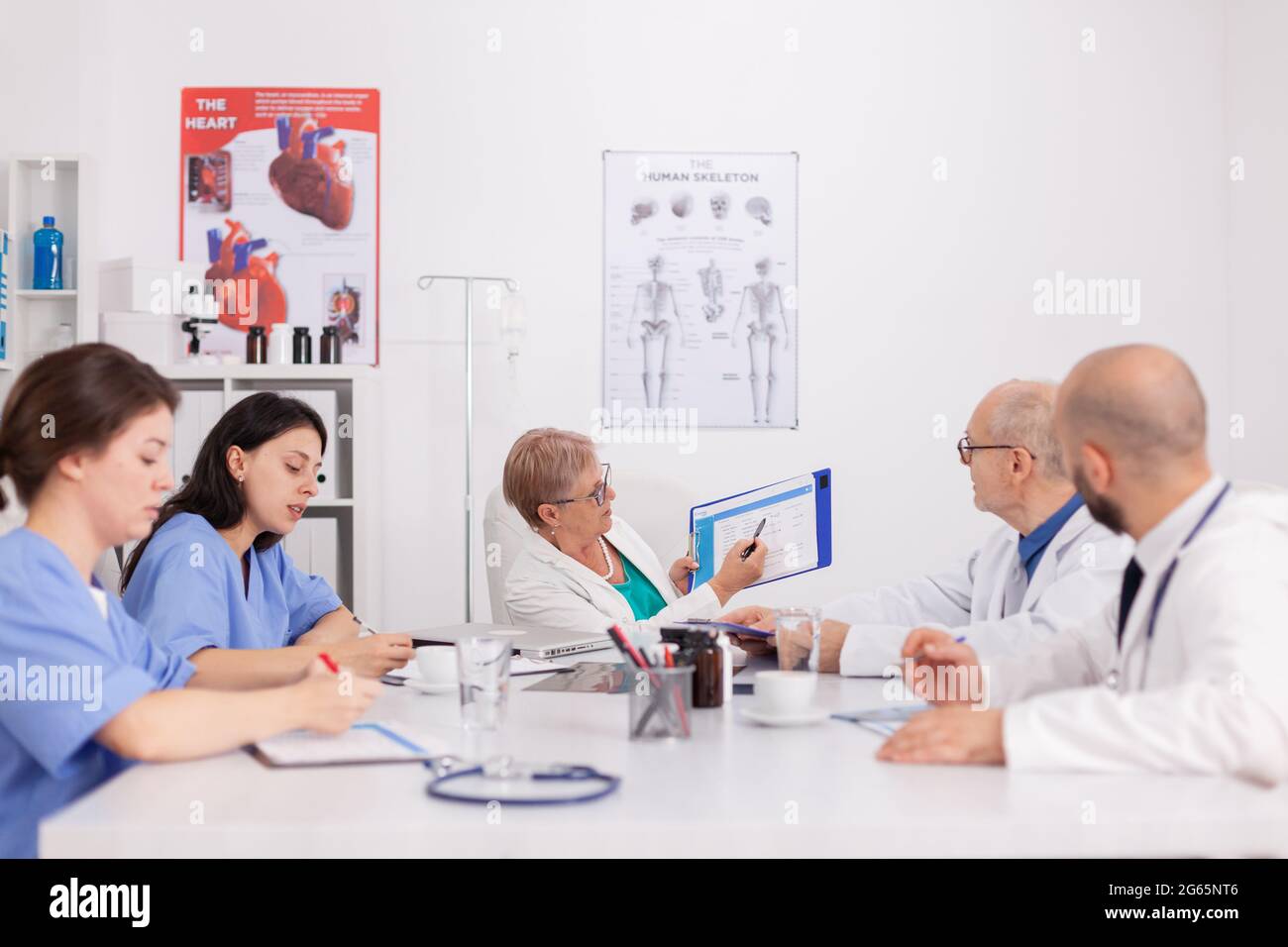 Find the Best Medicare Brokers Near You for Seamless Enrollment