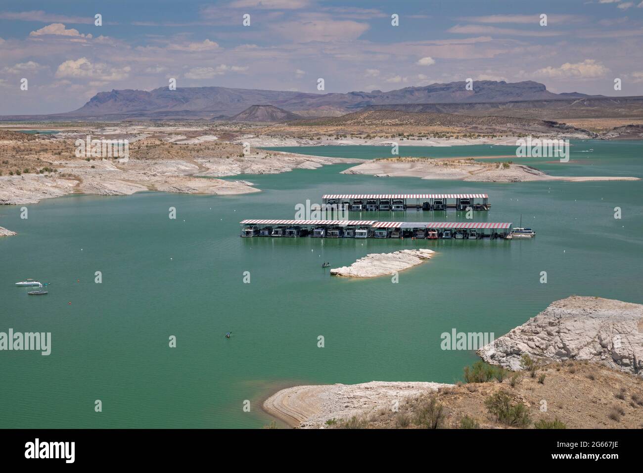 Truth or Consequences, New Mexico - The Elephant Butte reservoir on the Rio Grande holds water for southern New Mexico and western Texas, but is only Stock Photo