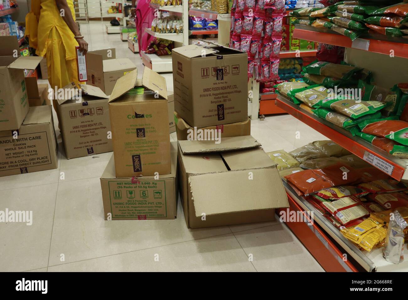 February 25, 2021. Kishanganj Bihar, Crates dumped on the floor in a supermarket shop at Kishanganj Bihar. High quality photo Stock Photo
