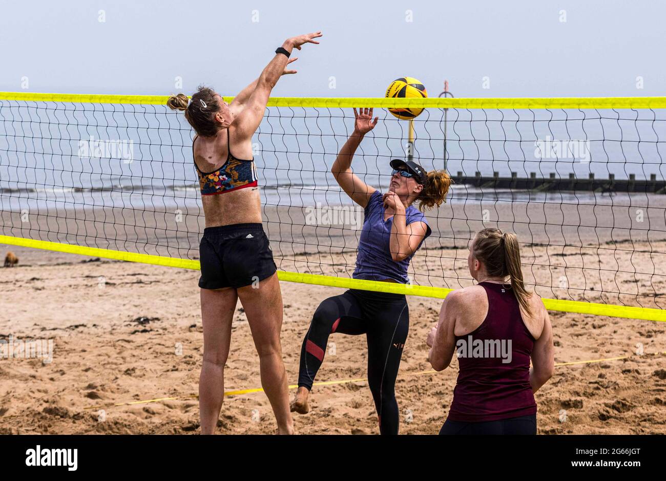 Edinburgh beach volleyball club hires stock photography and images Alamy
