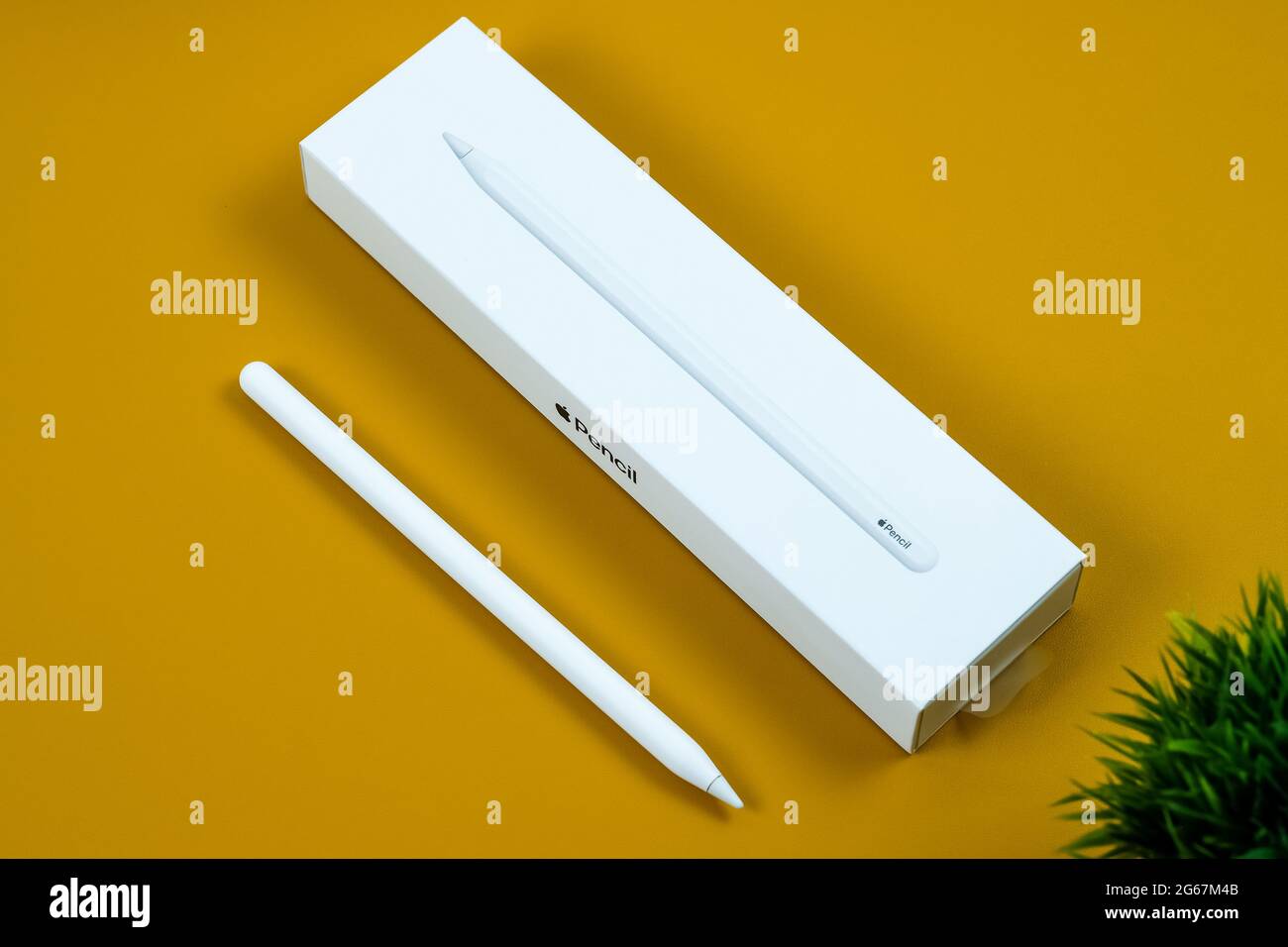 Apple pencil 2nd generation hi-res stock photography and