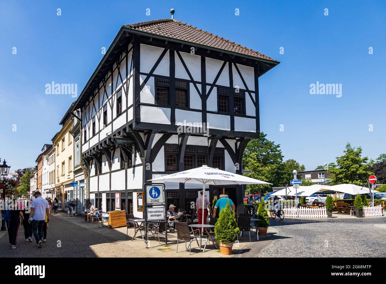Historic half-timbered house, Wallersches Haus or Suitbertus-Haus, Ratingen, North Rhine-Westphalia, Germany, Europe Stock Photo