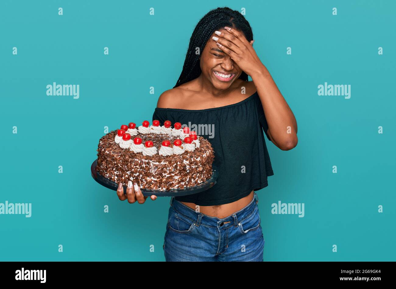 2,551 Black Fondant Stock Photos, High-Res Pictures, and Images - Getty  Images