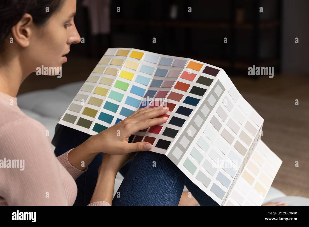 Beautiful view of Choosing Paint Colors For Apartment Renovation Design