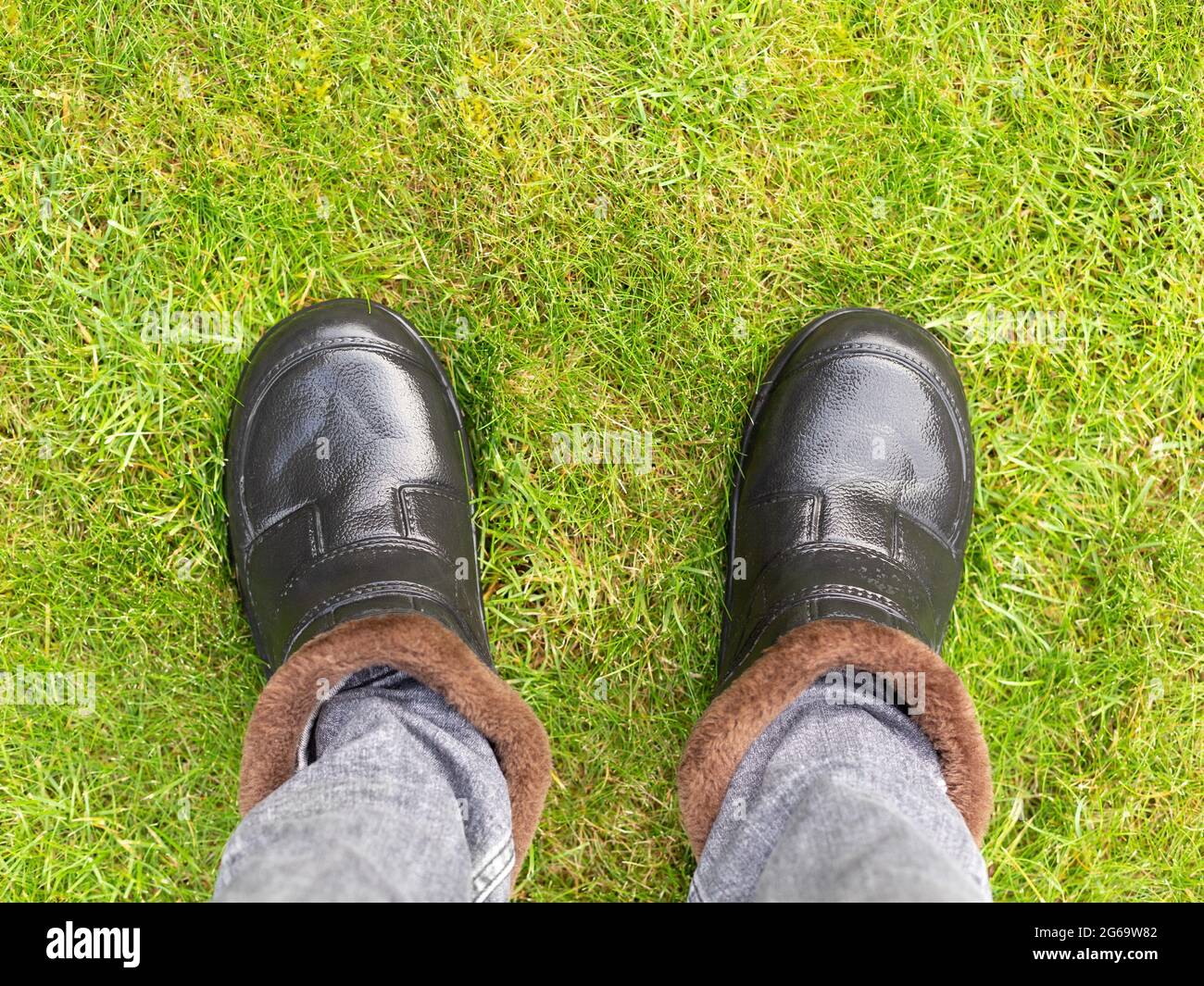 rain boots with fur inside