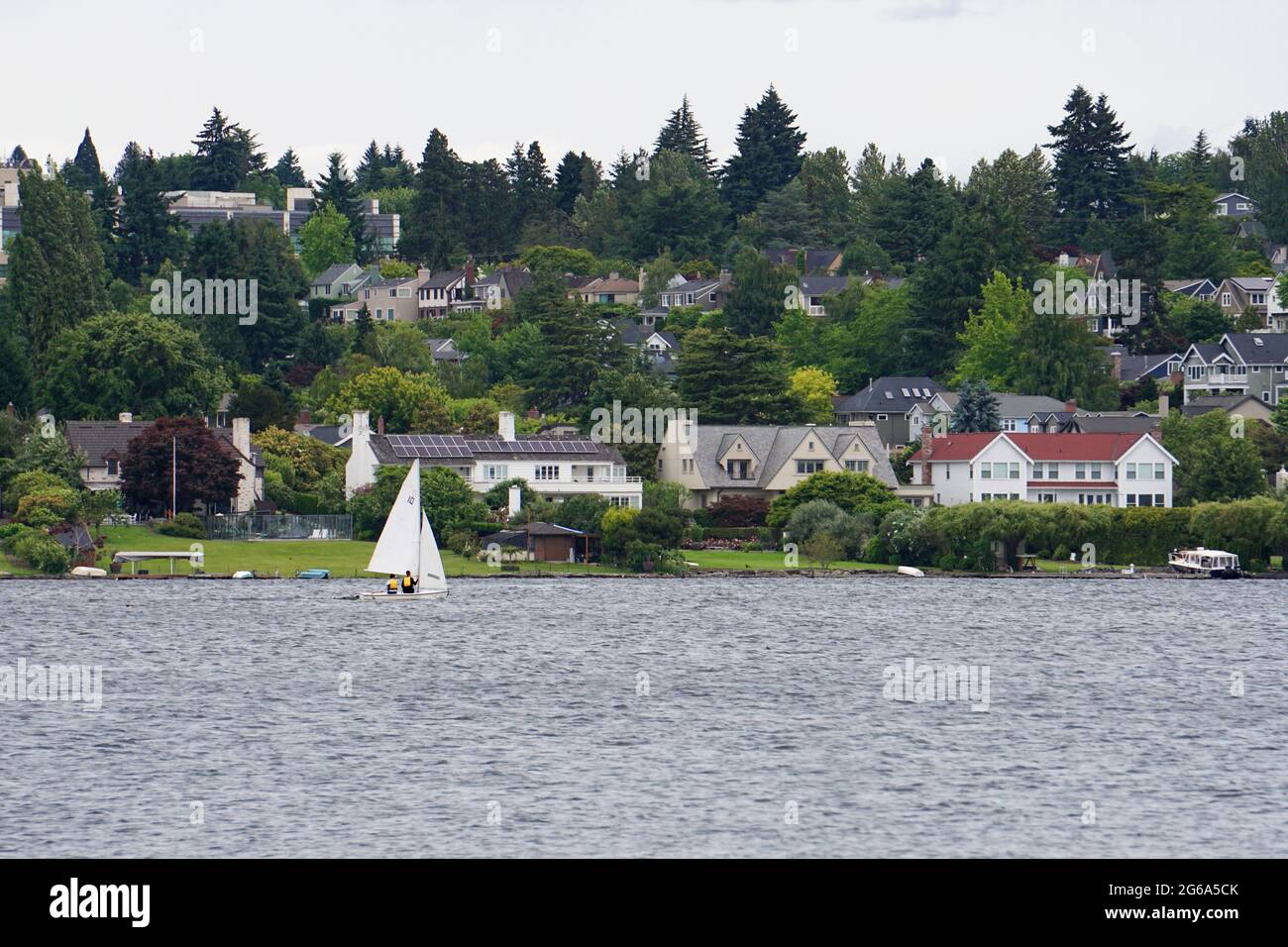 Sailboat sailing on Lake Washington in Seattle Stock Photo