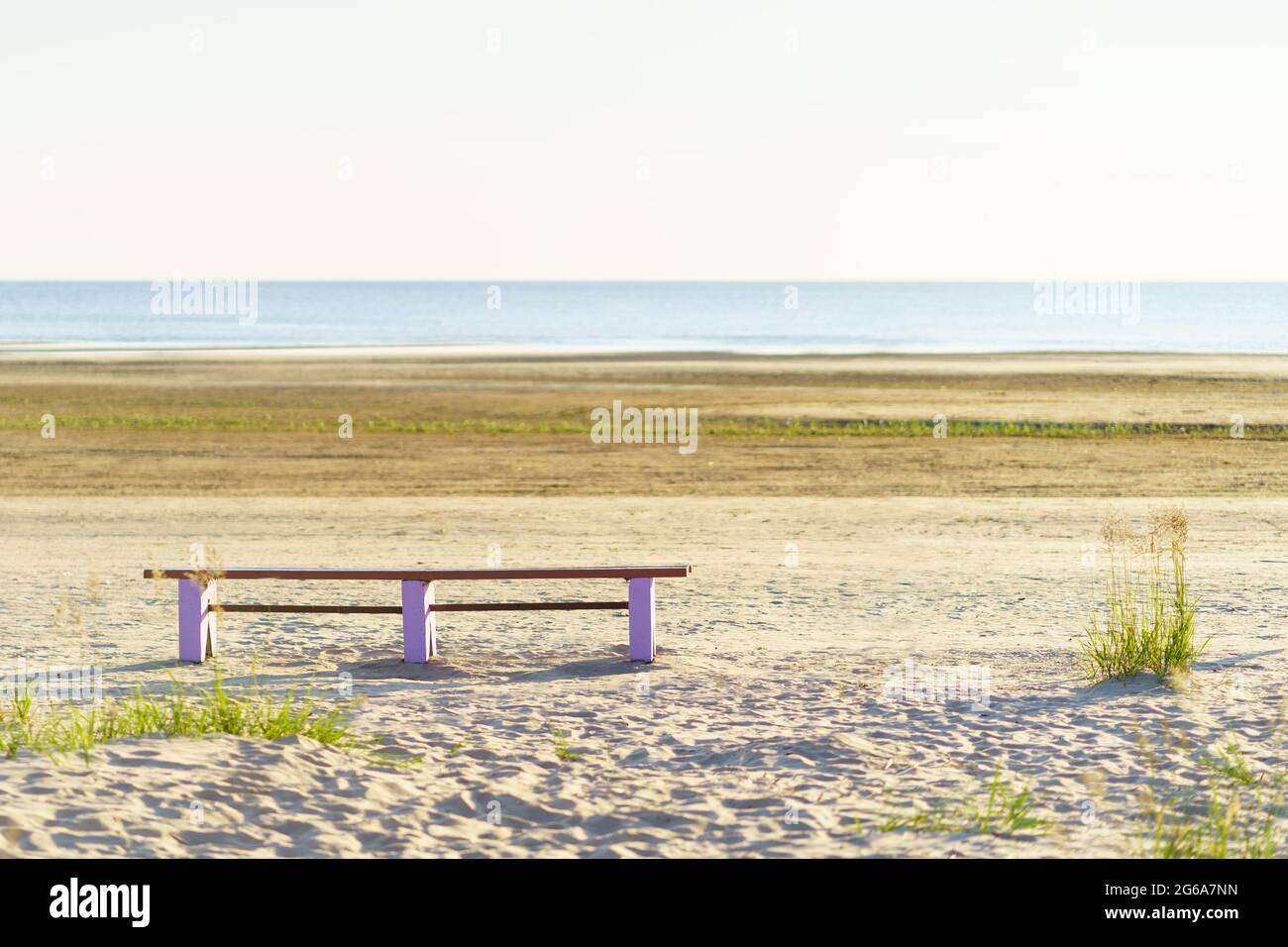 Empty sea sandy beach hi-res stock photography and images - Alamy