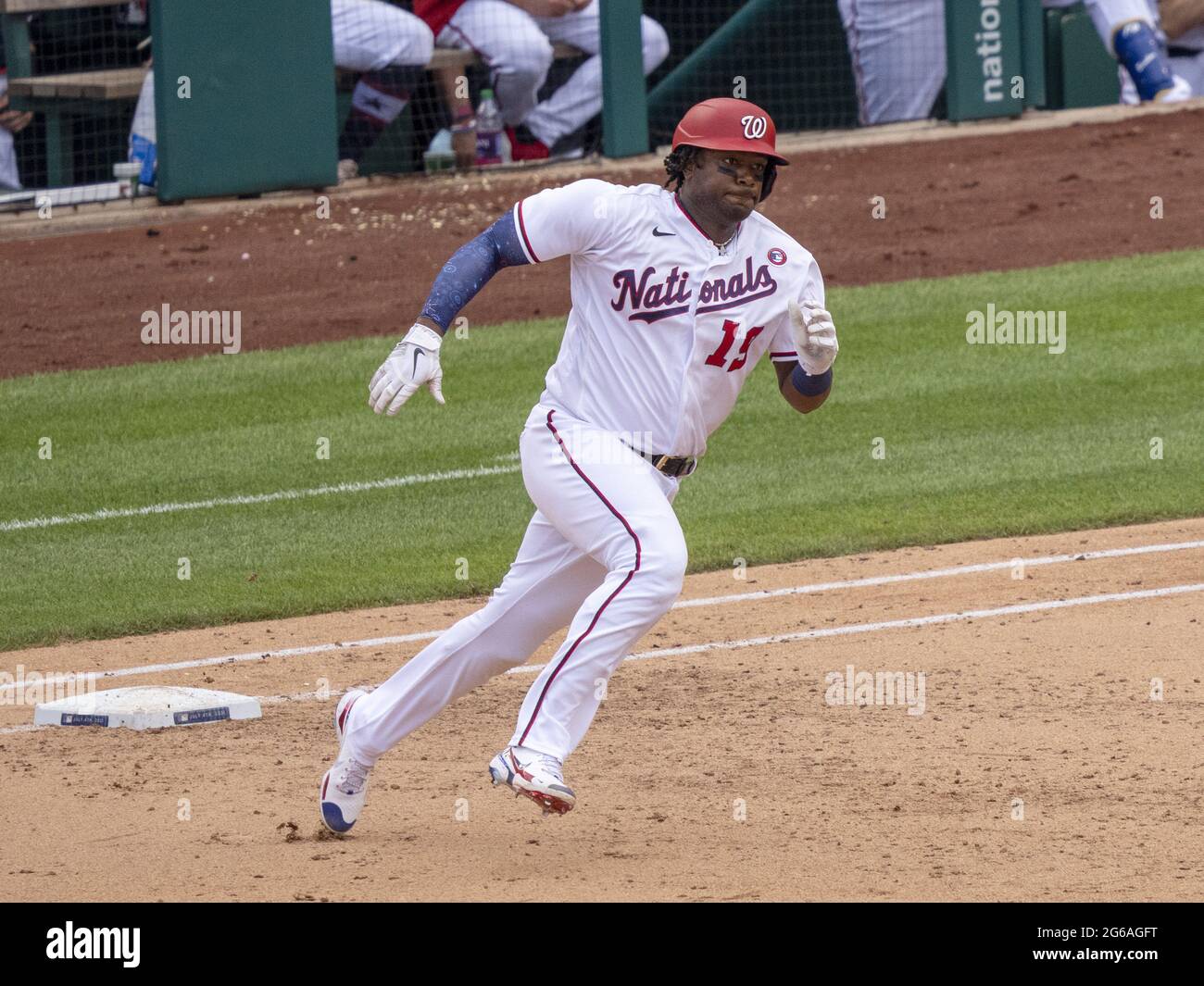 Josh Bell Blossoms in DC as Guardians Take Series with Nationals