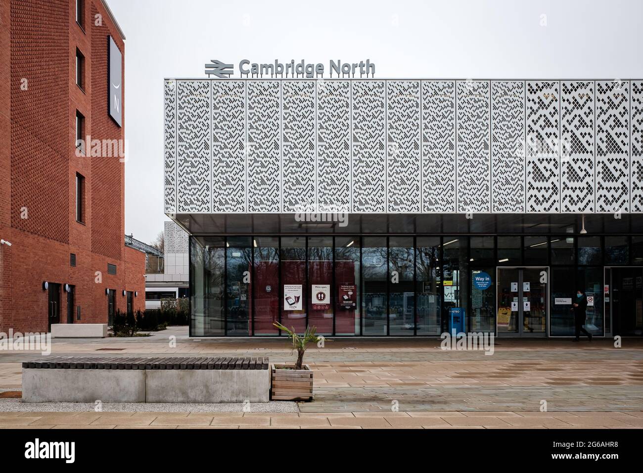 Cambridge North Railway Station in Cambridge, UK Stock Photo Alamy