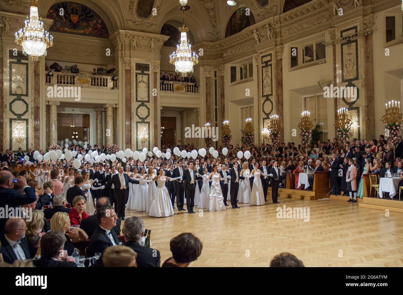 Ball in the Great Hall of the Hofburg Imperial Palace Stock Photo Alamy