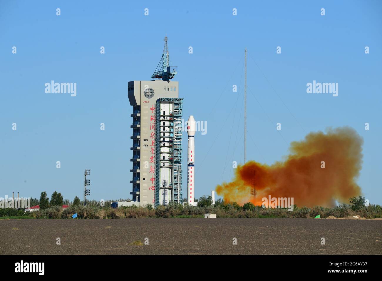 Jiuquan. 5th July, 2021. A Long March-4C rocket carrying the Fengyun-3E (FY-3E) satellite prepares to blast off from the Jiuquan Satellite Launch Center in northwest China, July 5, 2021. China sent a new meteorological satellite into planned orbit from the Jiuquan Satellite Launch Center in northwest China on Monday morning. Credit: Wang Jiangbo/Xinhua/Alamy Live News Stock Photo