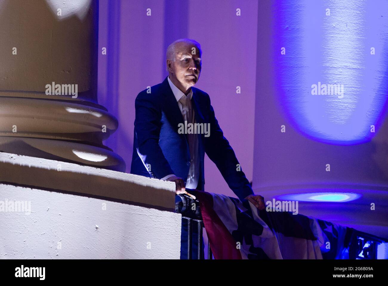 Washington, United States. 04th July, 2021. US President Joe Biden watches fireworks on the National Mall from the Truman balcony of the White House, with friends, family and visitors during a celebration of Independence Day in Washington, DC, USA, 04 July 2021. Credit: Sipa USA/Alamy Live News Stock Photo