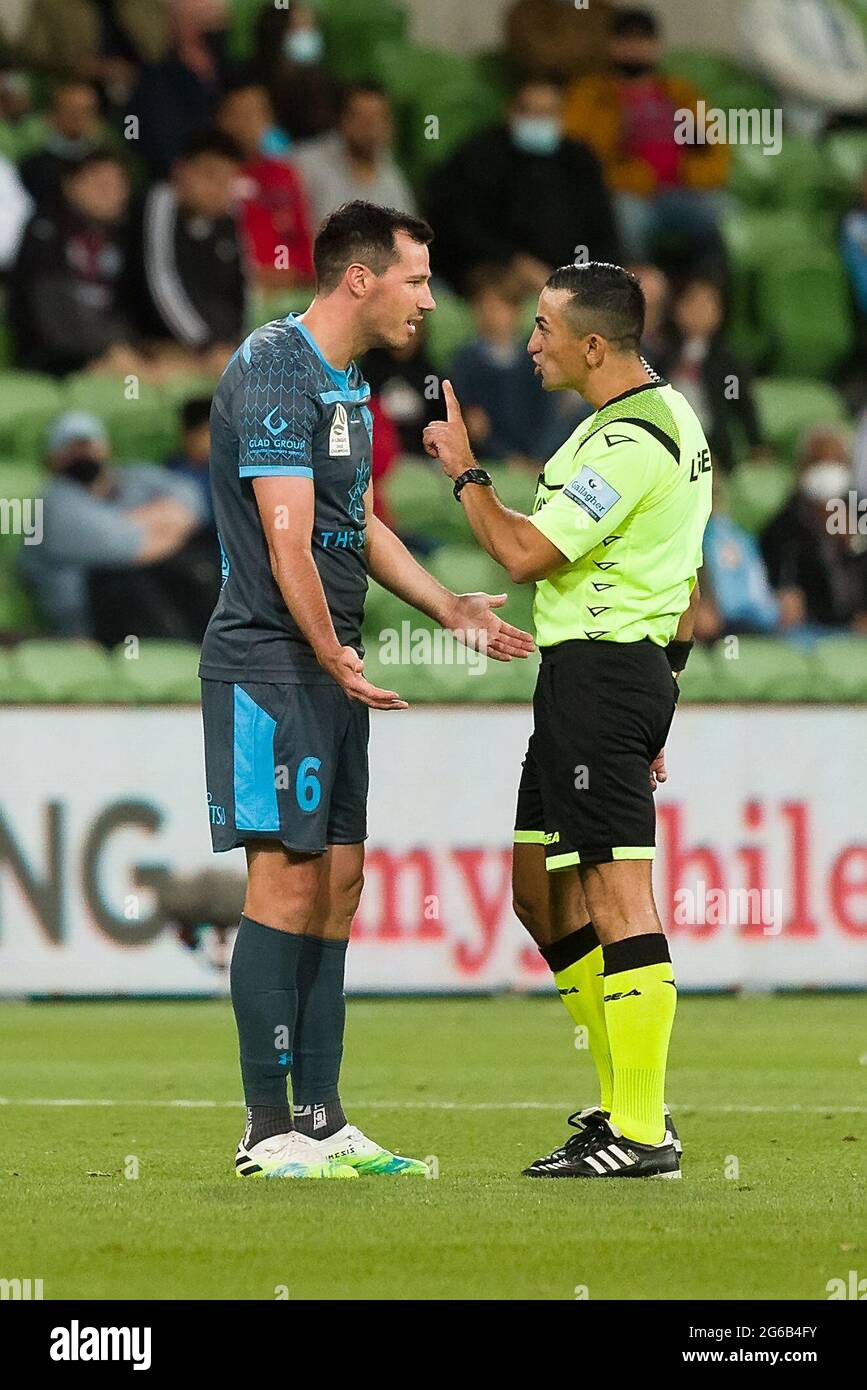 MELBOURNE, AUSTRALIA - FEBRUARY 23: Ryan Mcgowan of Sydney FC gets a penalty during the Hyundai A-League soccer match between Melbourne City FC and Sydney FC on February 23, 2021 at AAMI Park in Melbourne, Australia. (Photo by Dave Hewison) Stock Photo
